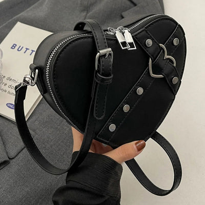 Jefna - Rivet bag in heart shape