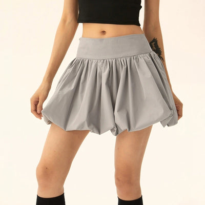 Women's balloon skirt with a voluminous and feminine cut, ideal for a trendy and original look