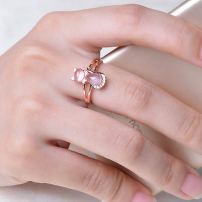 Woman Crystal Cat Ring - Liora