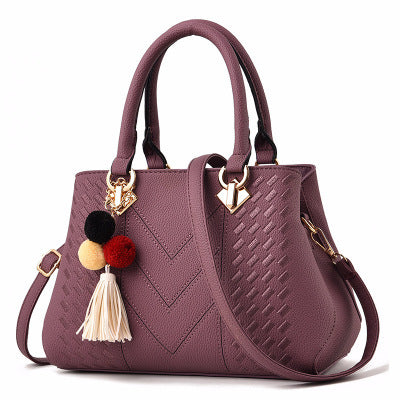 Elegant textured handbag - Mandala