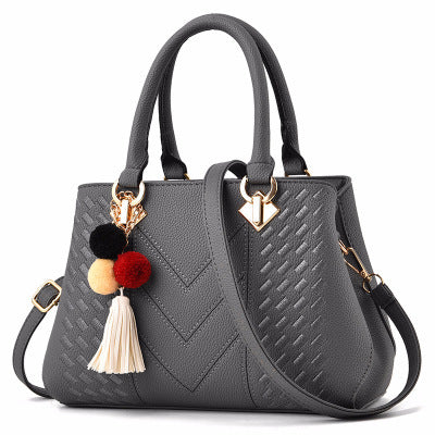 Elegant textured handbag - Mandala