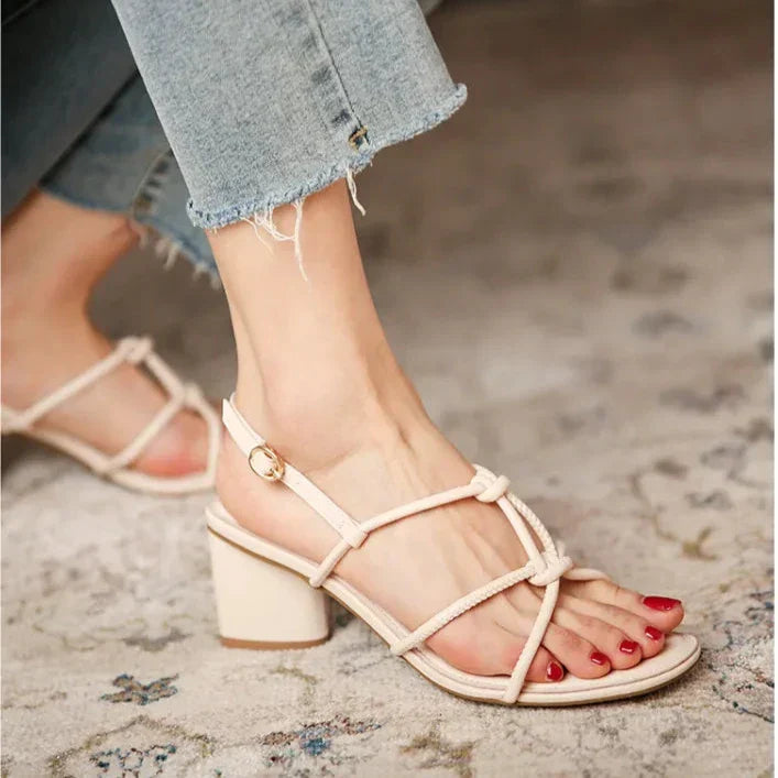 Alessa - Sandals with thick heels