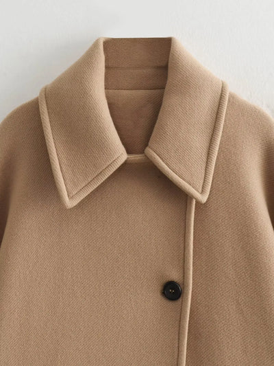 Scarlett - Vintage coat with fashionable collar