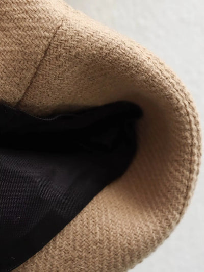 Scarlett - Vintage coat with fashionable collar