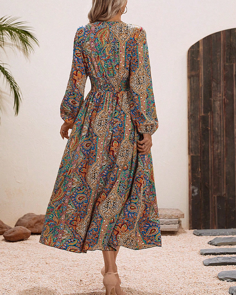 Gina - Elegant dress with colourful paisley pattern