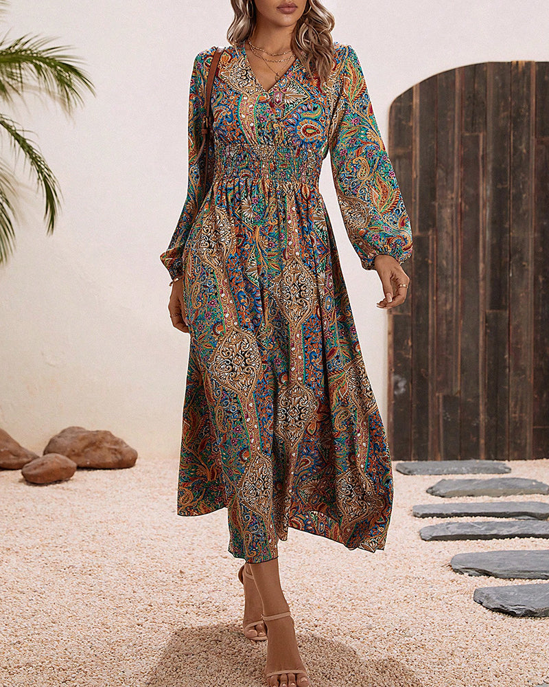 Gina - Elegant dress with colourful paisley pattern