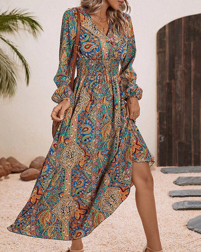 Gina - Elegant dress with colourful paisley pattern