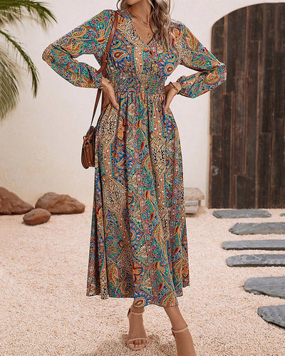 Gina - Elegant dress with colourful paisley pattern