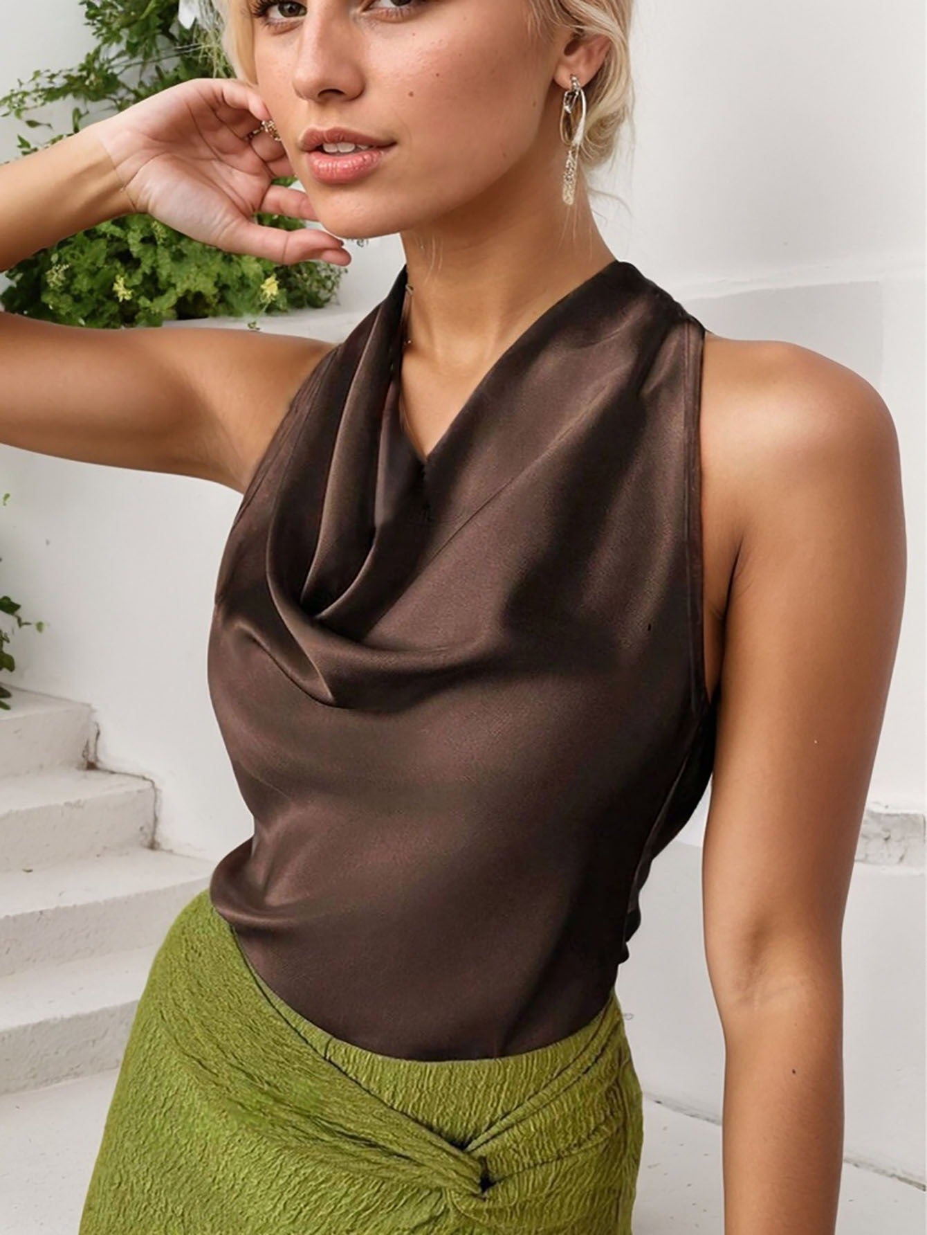 Women's sleeveless blouse satin draped neckline brown - Loren