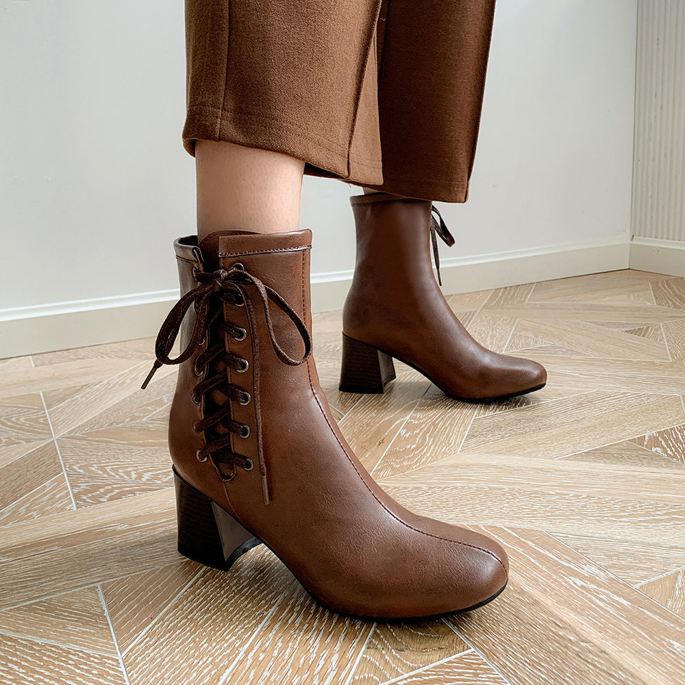 Vintage lace-up ankle boots - Nova