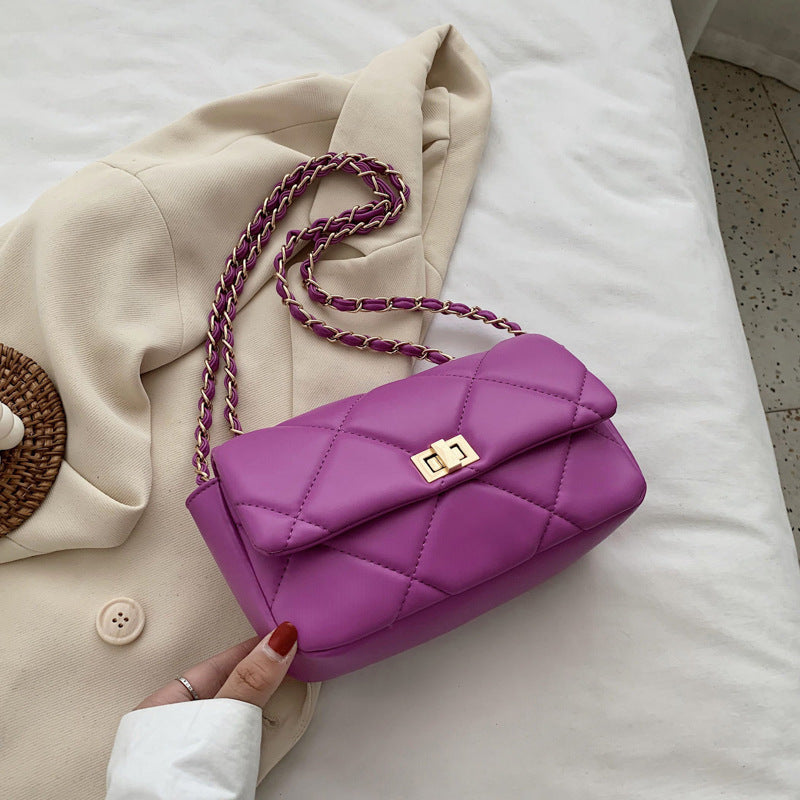Quilted bag with chain - Noelia