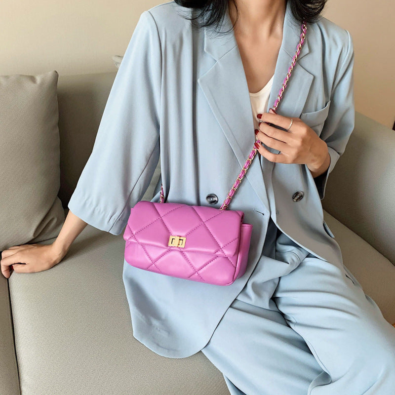 Quilted bag with chain - Noelia