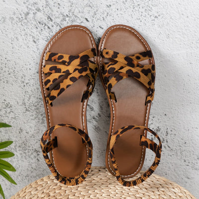 Women's flat sandals with leopard print cross straps - Leira