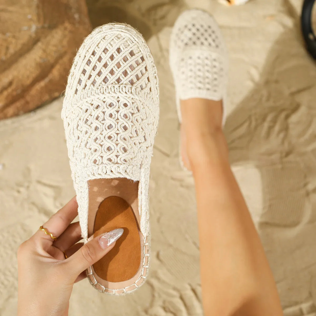 Good - slippers with closed toe, hollow toe, round toe for summer
