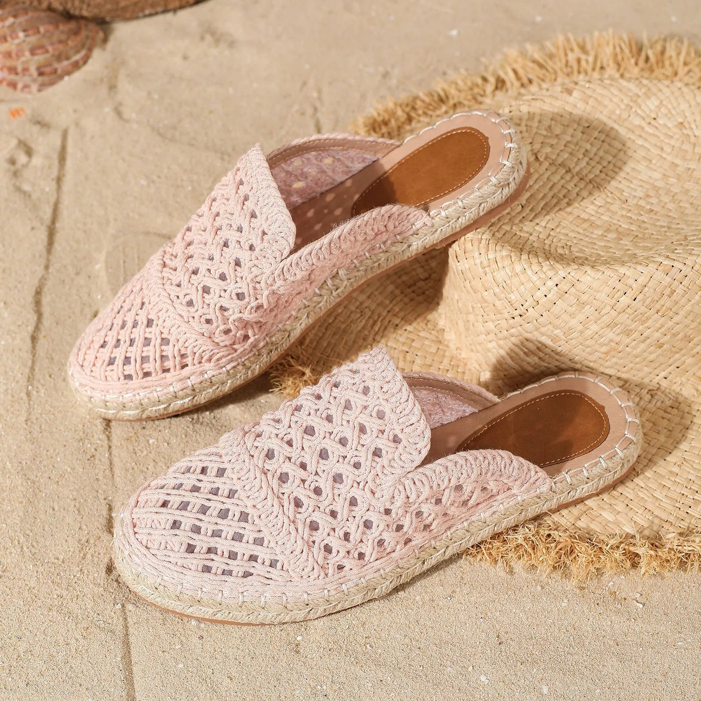 Good - slippers with closed toe, hollow toe, round toe for summer