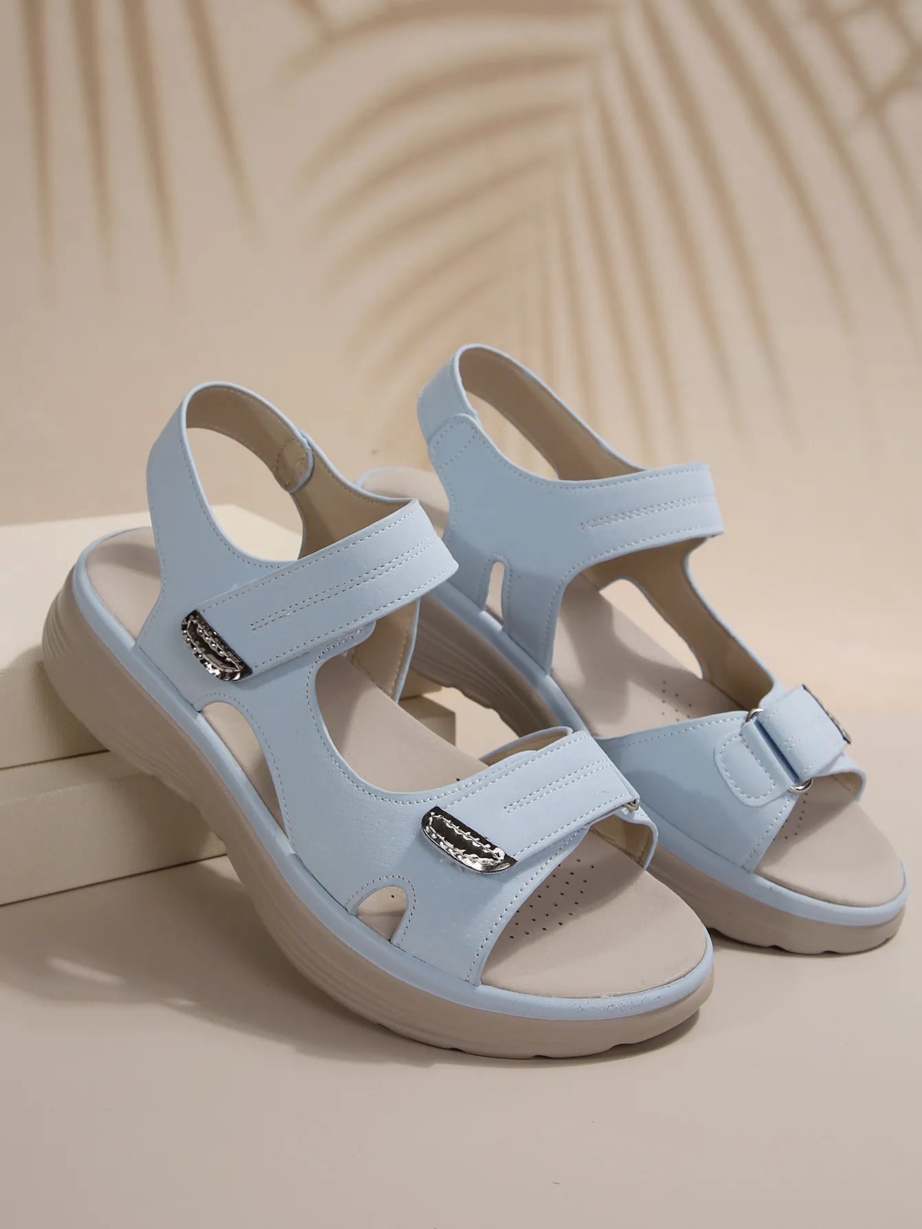 Kara - Sandals with thick heels and Velcro fasteners
