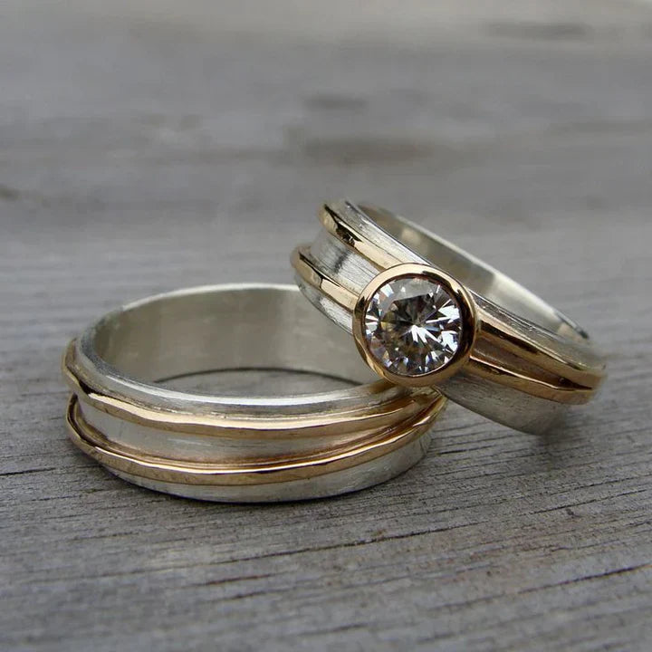 Set of vintage rings in gold and silver with zirconia