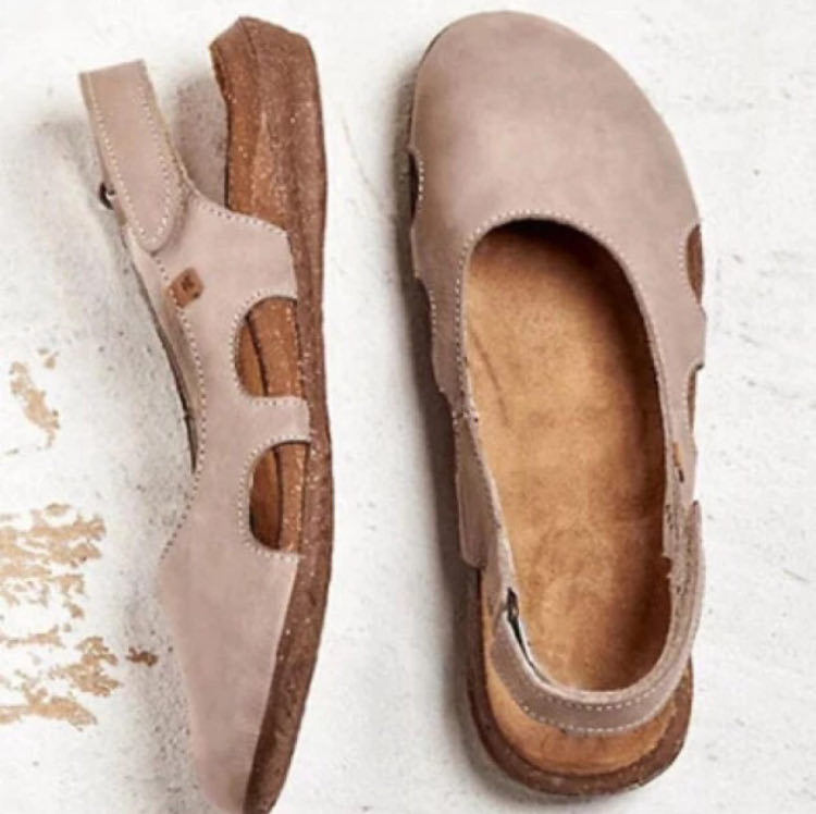 Elegant and lightweight women's sandals