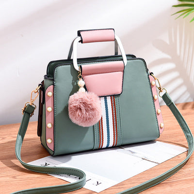 Handbag with modern details - Fiorella