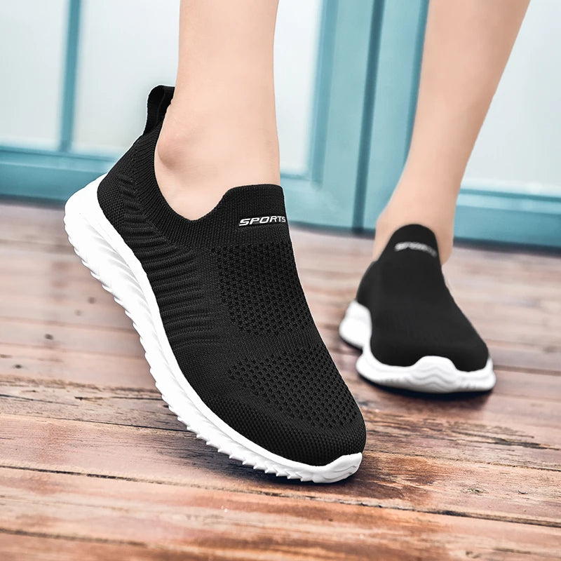 Comfortable slip-on shoes for women with memory foam