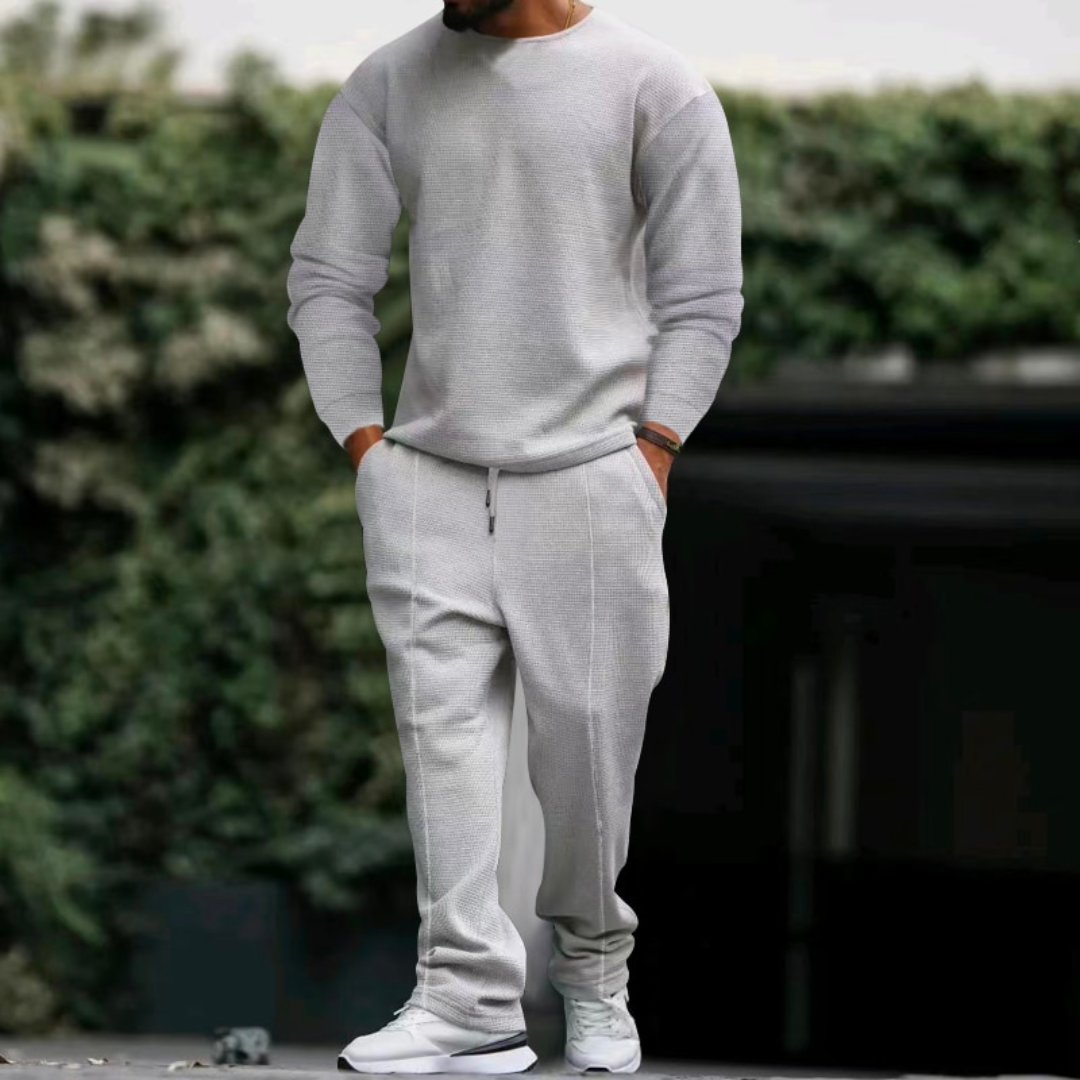 Joan - Luxurious jogging set for men