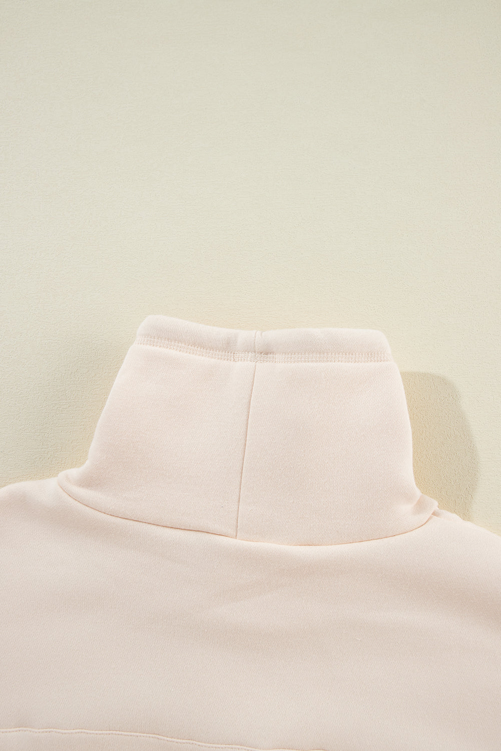 Aubrey - Turtleneck sweatshirt with drawstring and sleeves
