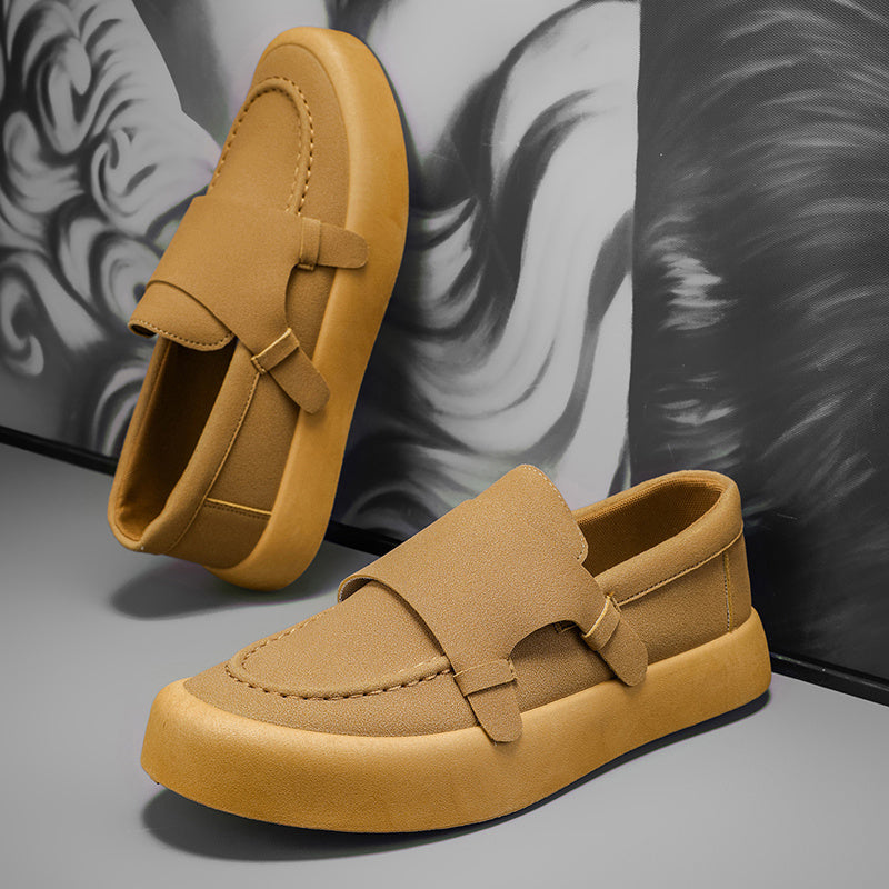 Orthopedic shoe with strap - Lino