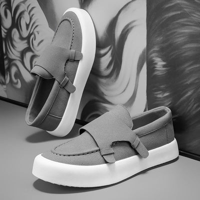 Orthopedic shoe with strap - Lino