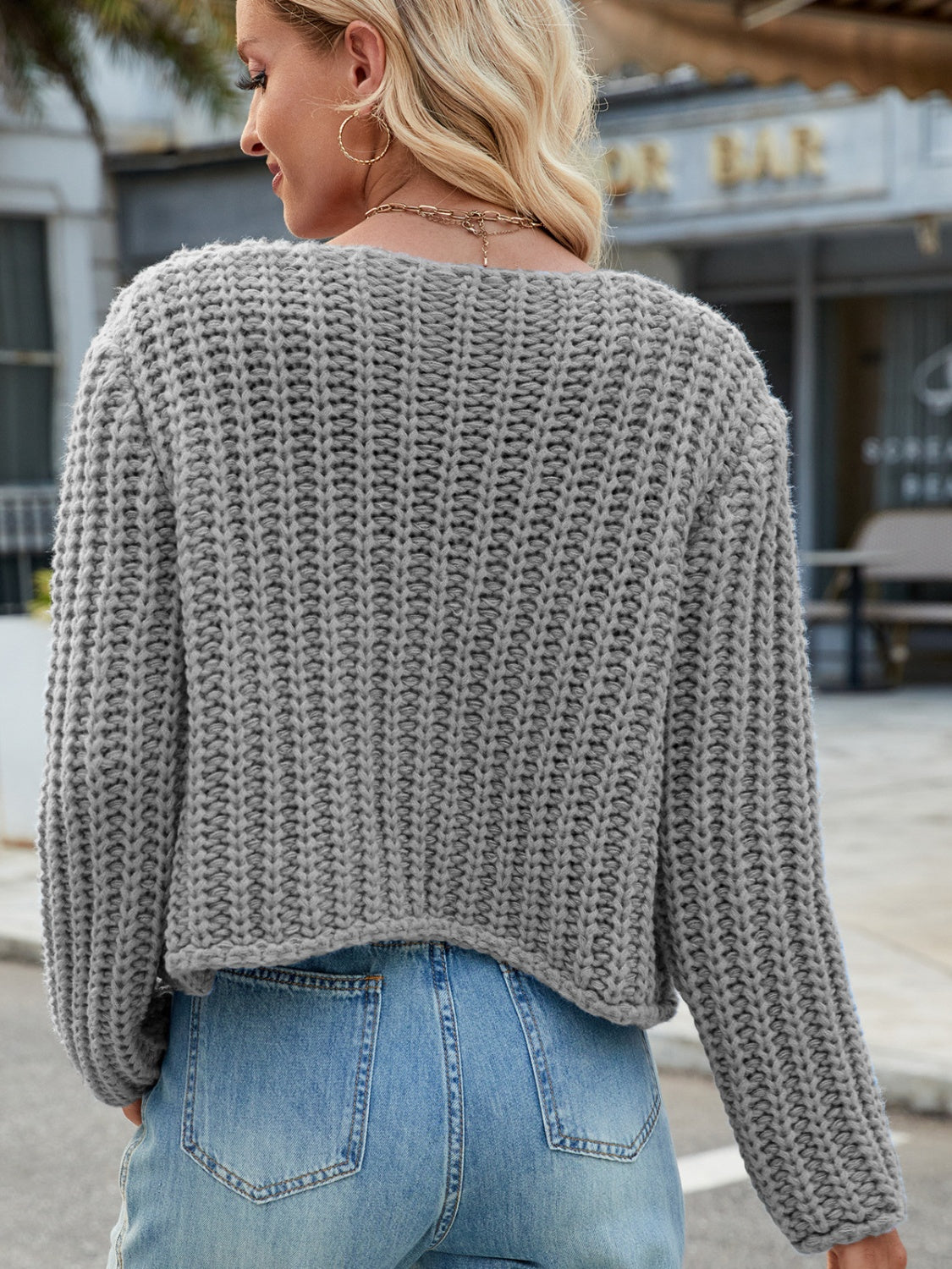 Women's Chunky Knit Buttoned Cardigan - V-Neck Pocket Design - Callista