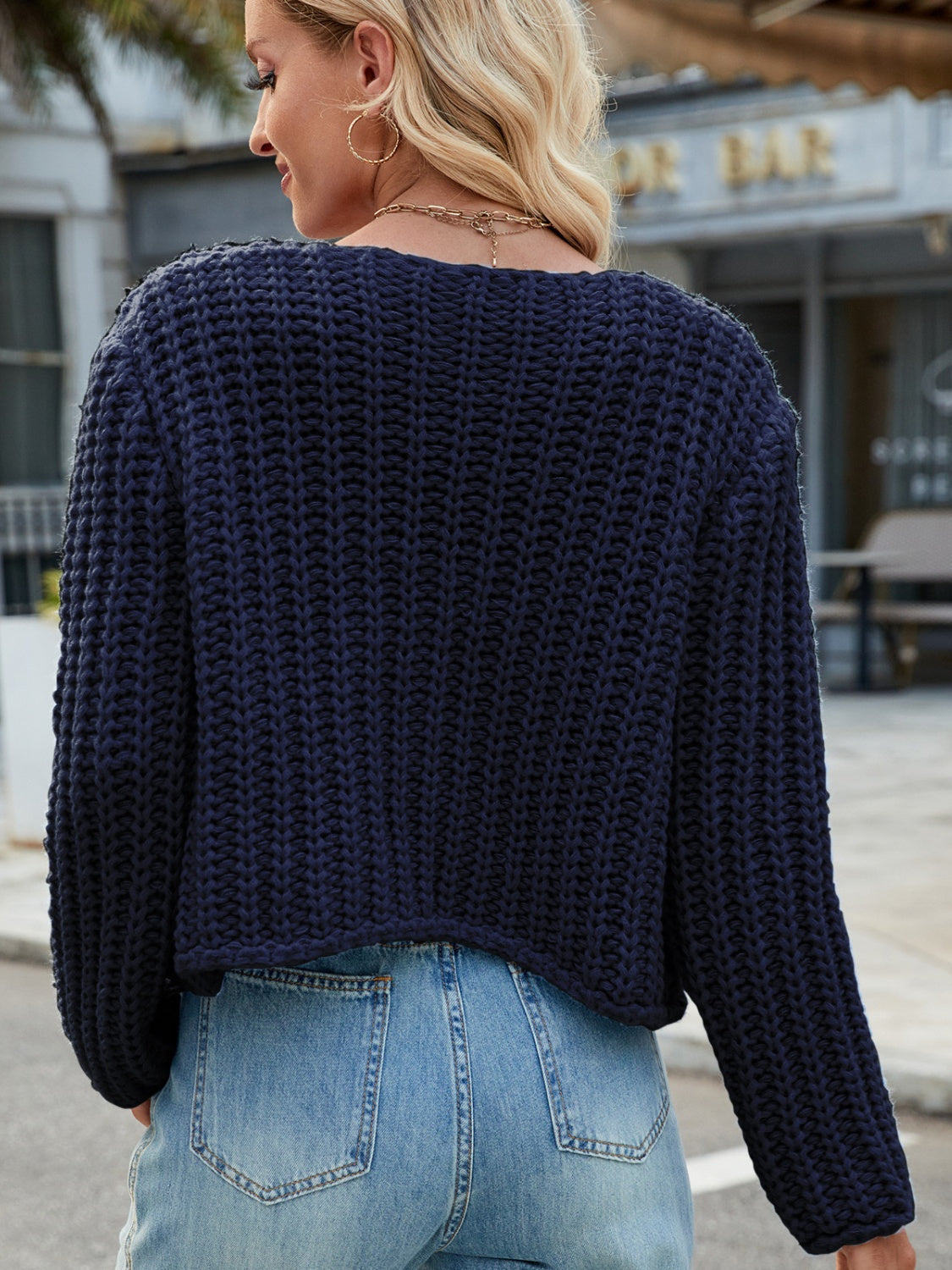 Women's Chunky Knit Buttoned Cardigan - V-Neck Pocket Design - Callista