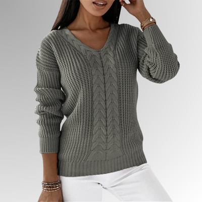 Marimar - Soft knitted jumper with cable knit pattern