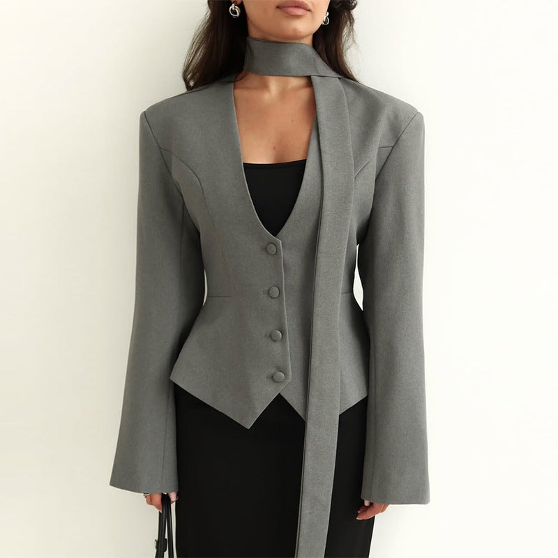 V-neck blazer with handkerchief - Miranda