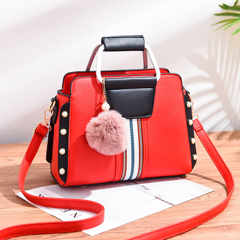 Handbag with modern details - Fiorella