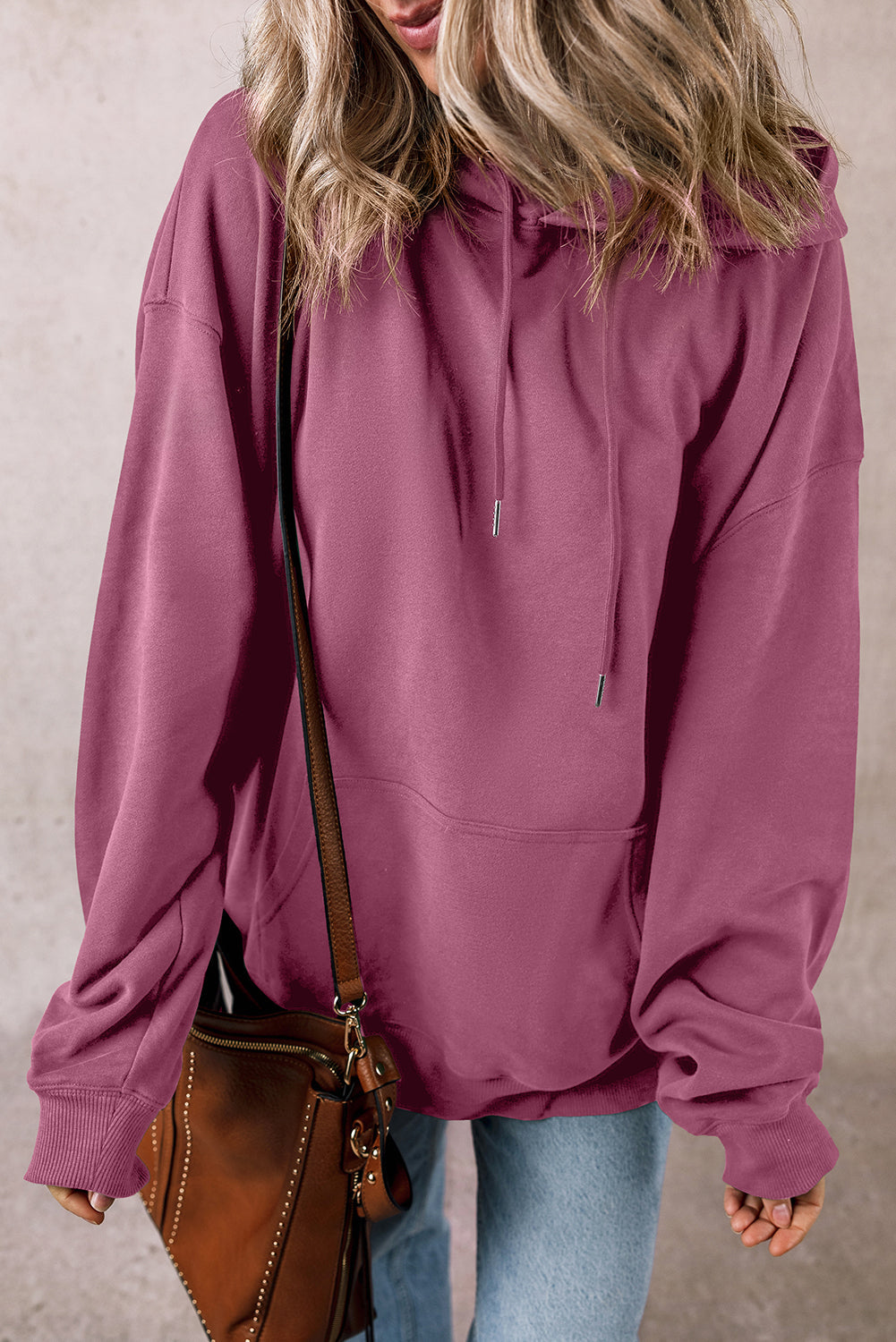 Nyna - Thick hoodie with kangaroo pocket and fleece lining
