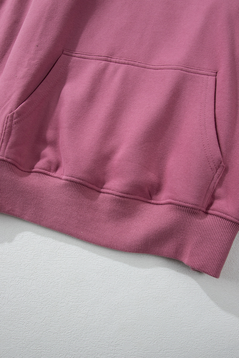 Nyna - Thick hoodie with kangaroo pocket and fleece lining