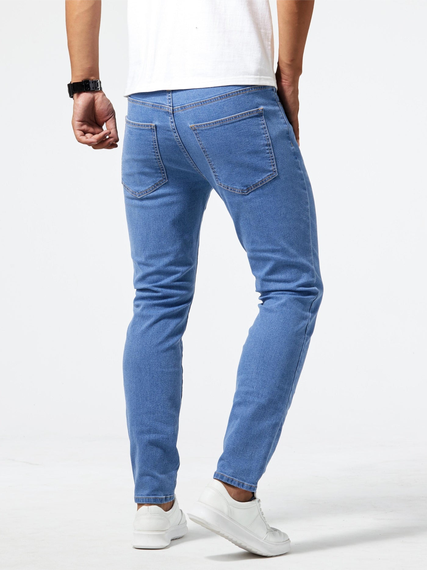 Levi - Light blue ripped jeans