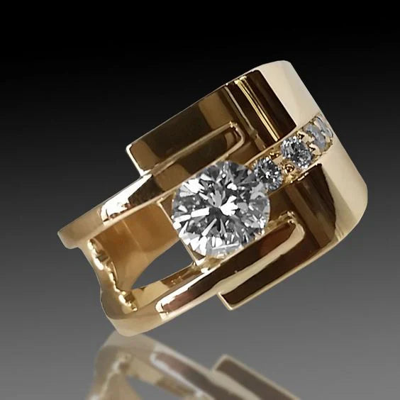 Vintage ring in gold-plated irregular zirconium