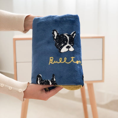 Pet fleece blanket