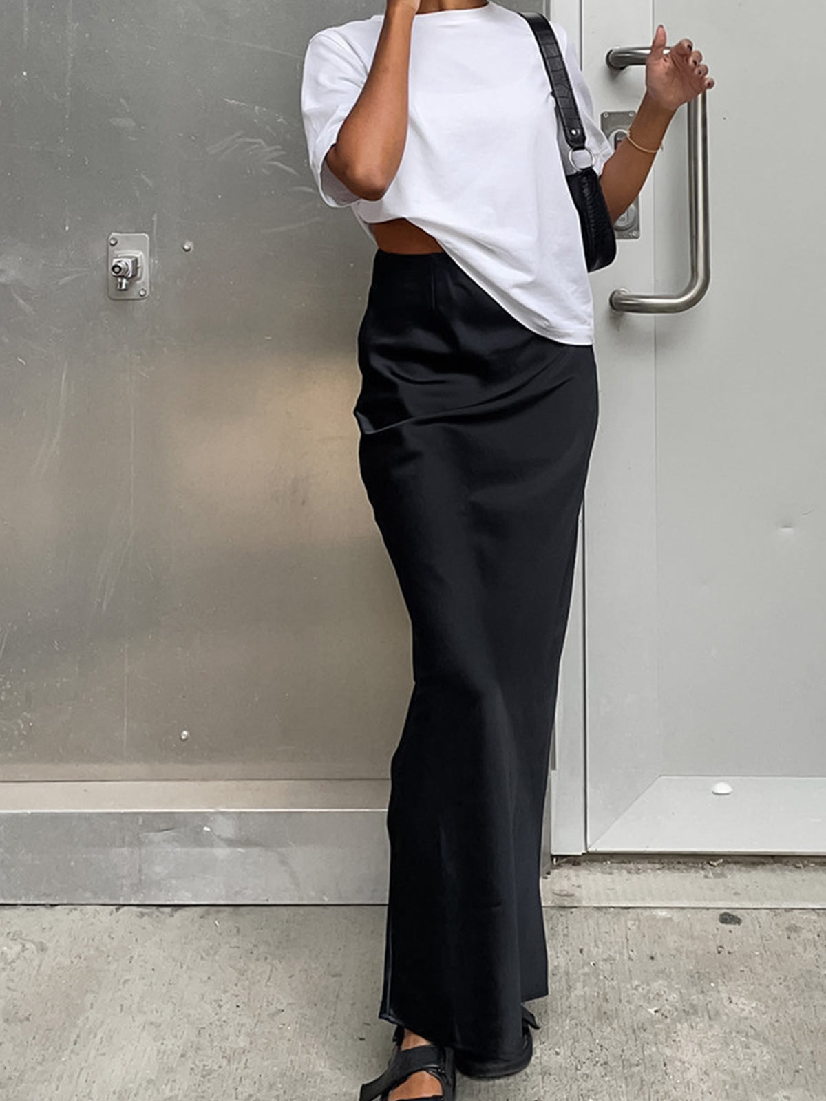 Eva - satin maxi skirt: casual style