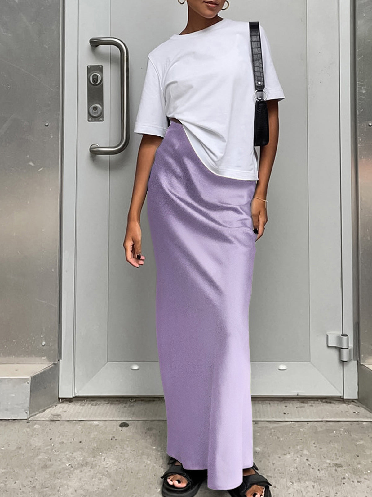Eva - satin maxi skirt: casual style