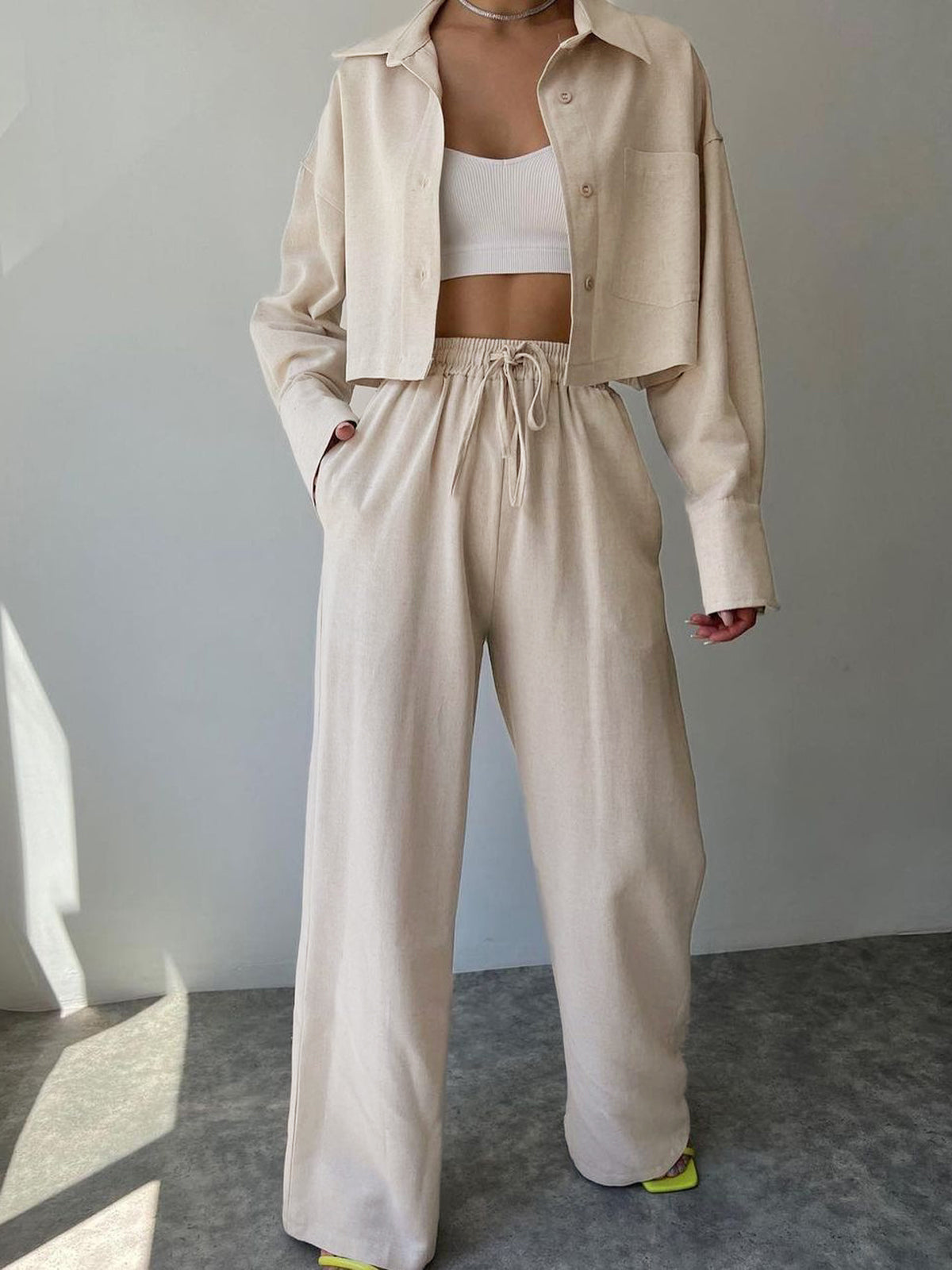 Vilma - Collared Zip-Up Top & Drawstring Pants Two Piece Set