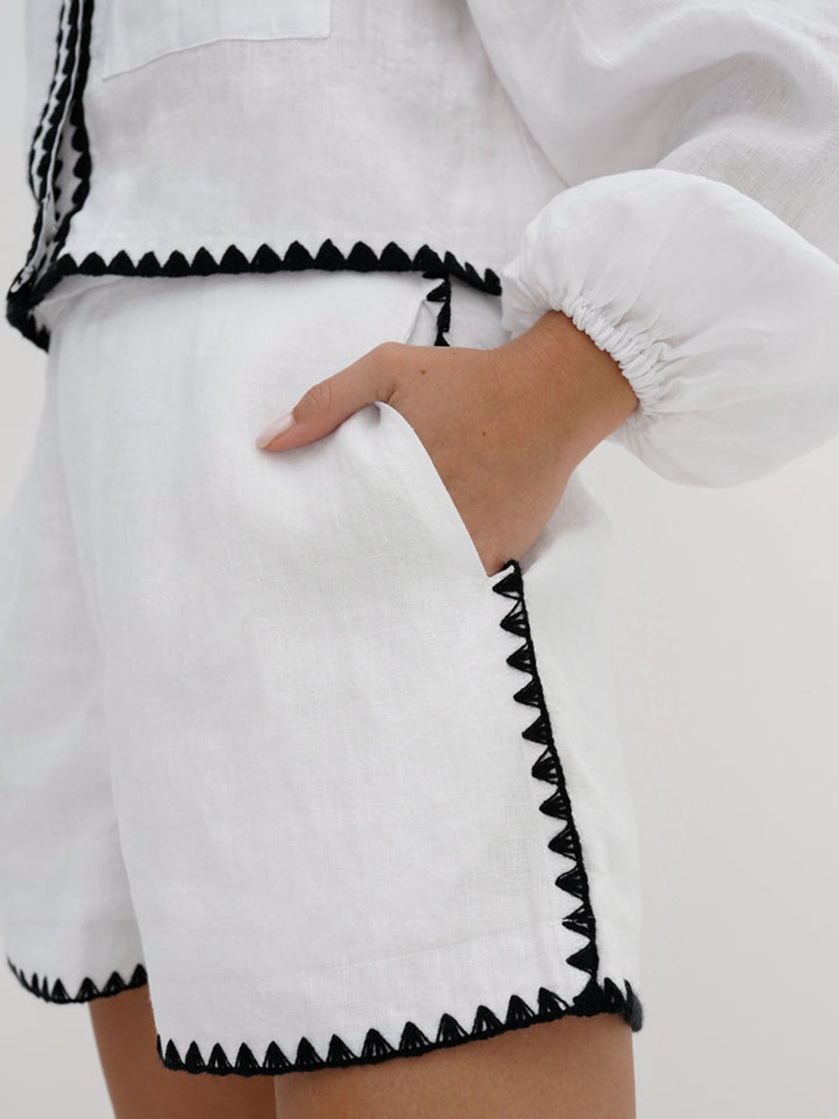 Lu - Contrast shorts set