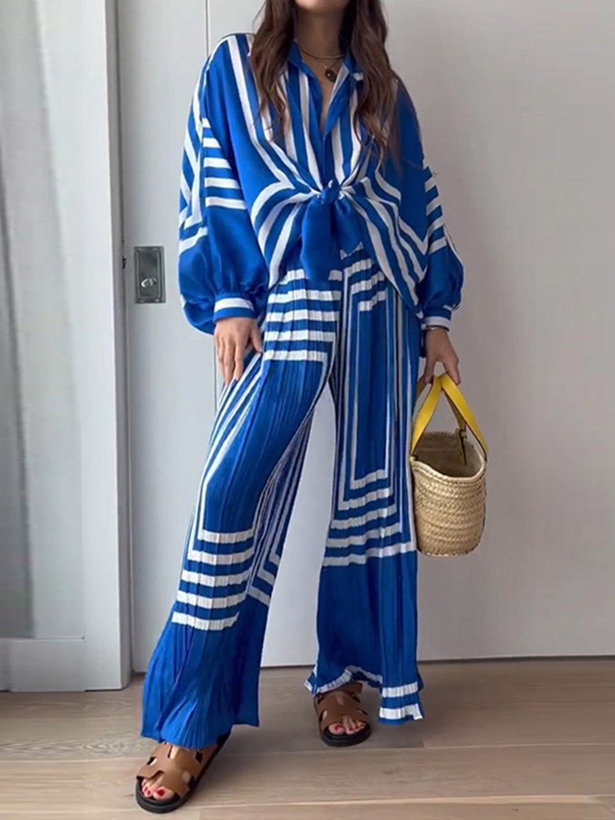 Set - Women - Geometric Print Long-Sleeve Shirt and Pleated Wide-Leg Trousers - Relaxed Fit - Ariana