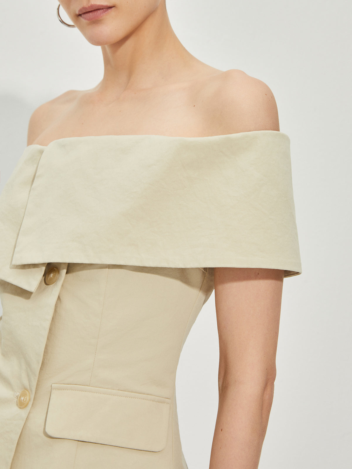 Kena - Off-shoulder blazer with patchwork pattern