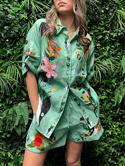 Set - Women - Short Sleeve Shirt and Shorts - Tropical Print - Verde