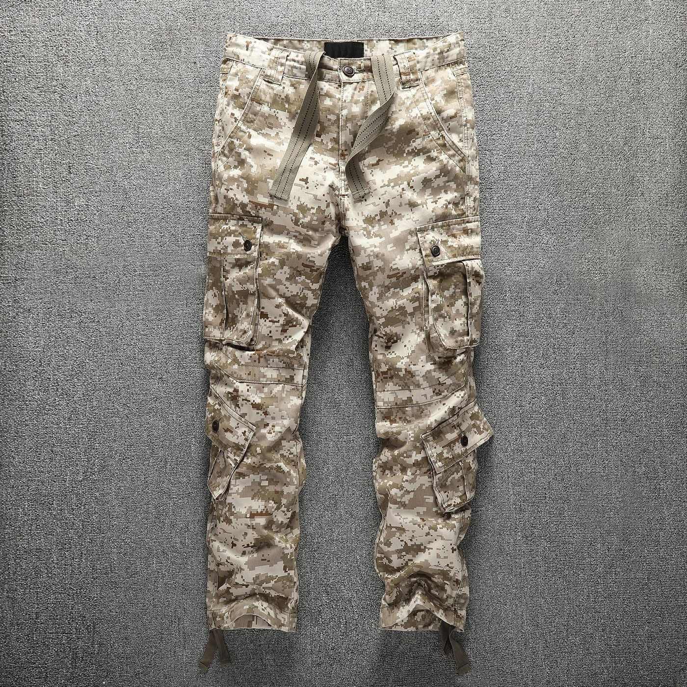 Camouflage cargo trousers