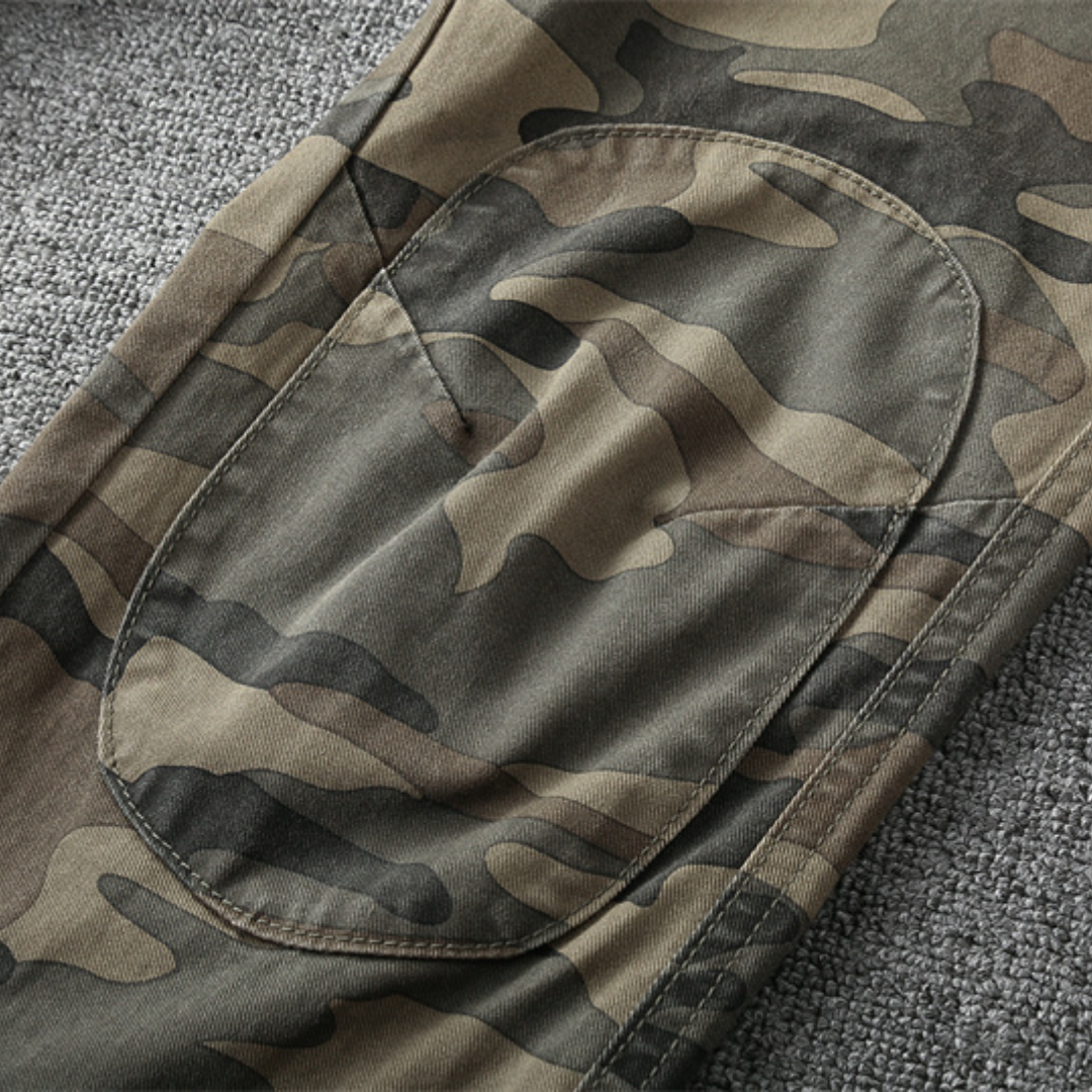 Men's Camo Cotton Cargo Joggers - Calvin