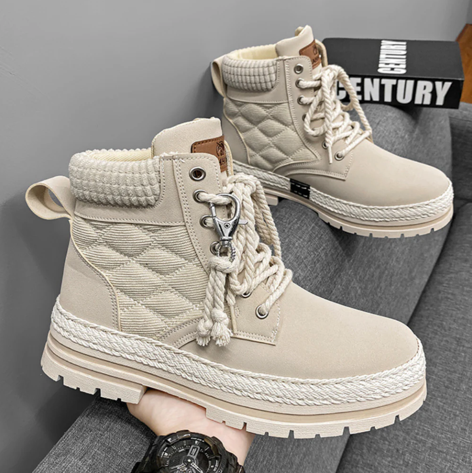 Warm and cosy women's ankle boots