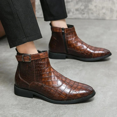 Elegant leather Chelsea boots for men