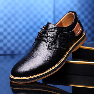 High-quality men's leather Oxford shoes in various colours